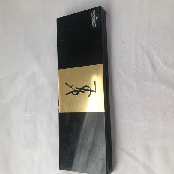 Eye shadow - Picture 2 of 3